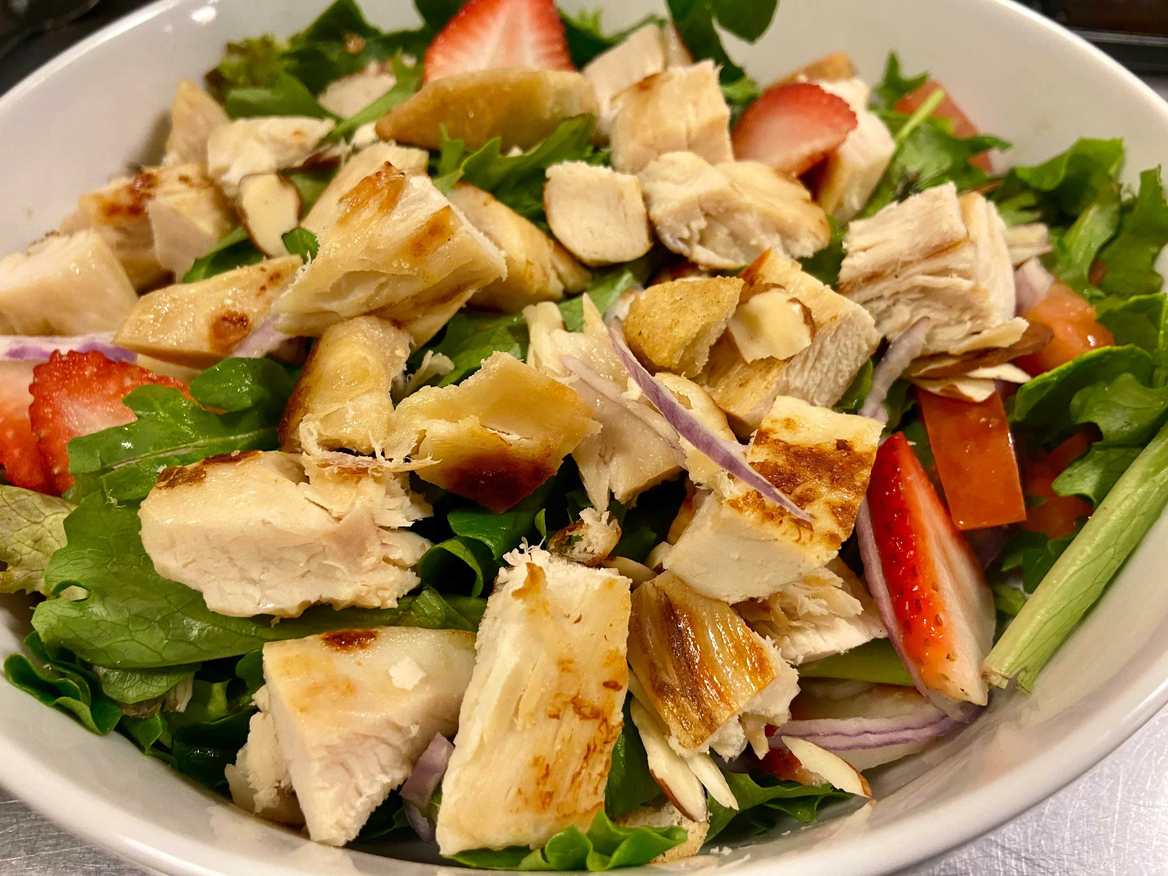 Thursday Special: Spring-mix Strawberry Chicken Salad