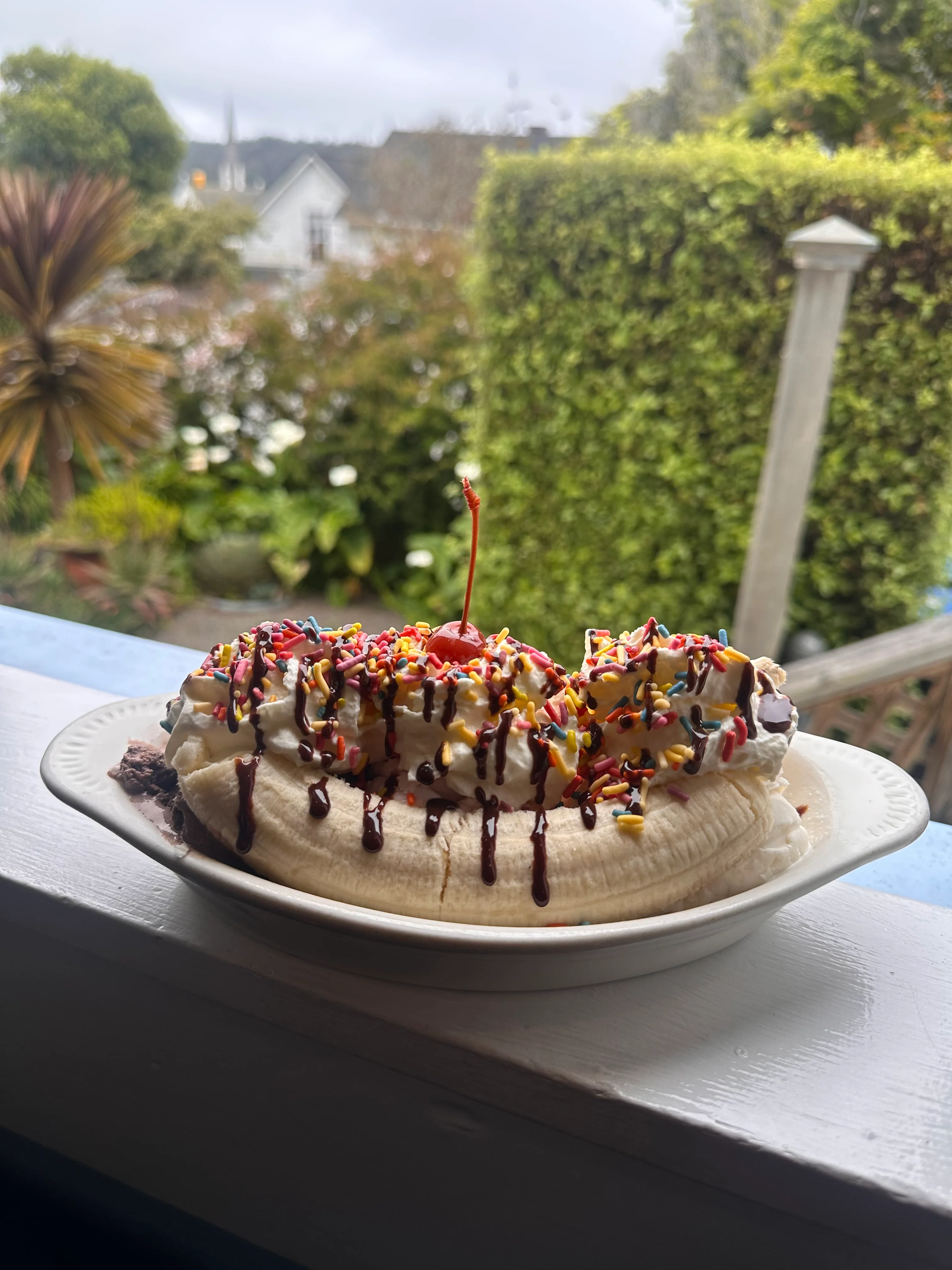 Banana split sundae with Cowlick's local made ice cream served at Frankie's Pizza & Ice Cream in Mendocino Village
