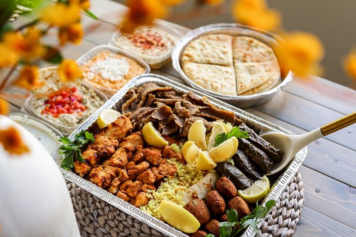 Centerville, OH - Combo Tray (Feeds 4-5)