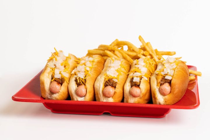 5 Dog Cheddar Special | G&L Chili Dogs