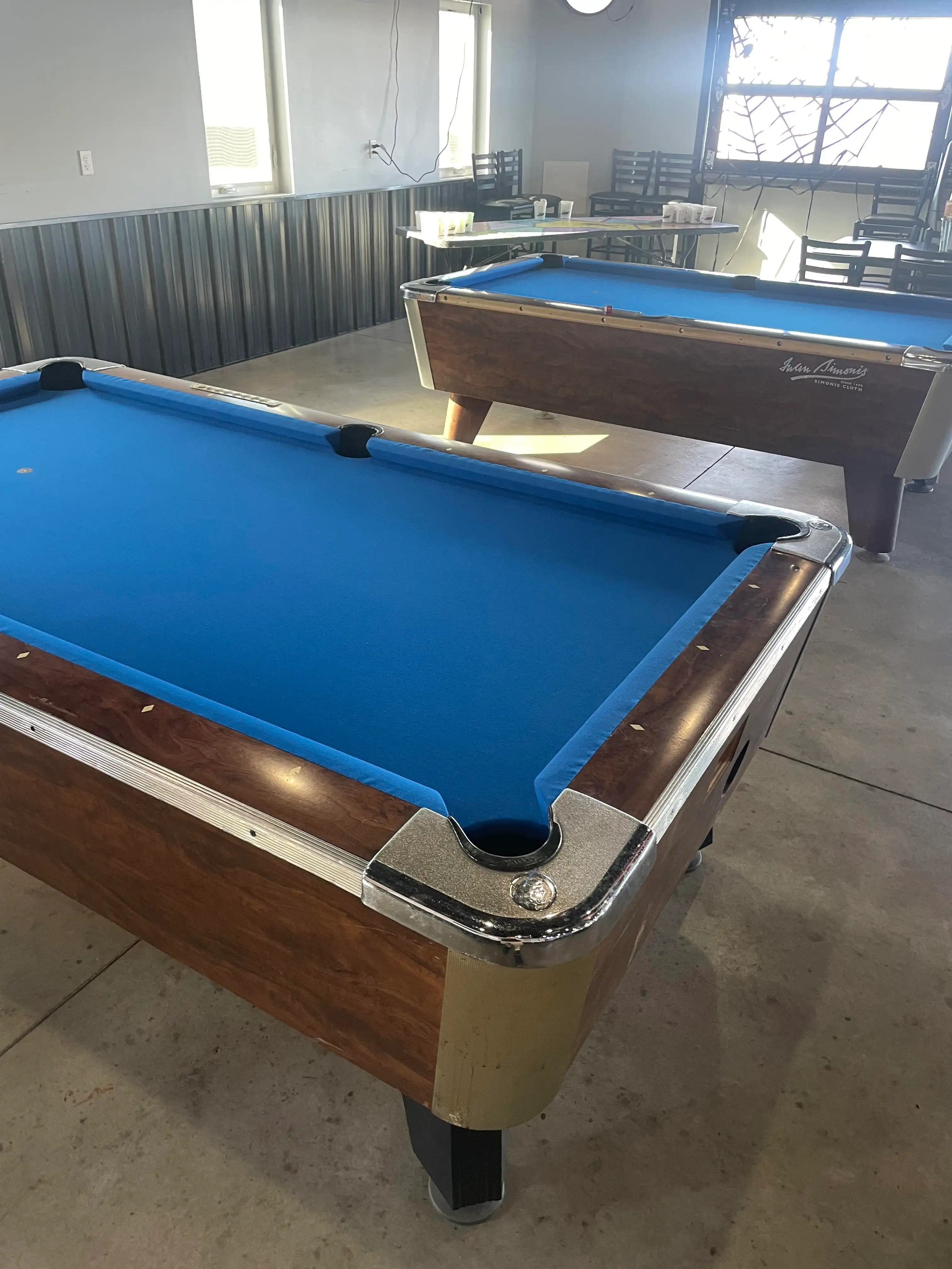 PoolTable.jpg