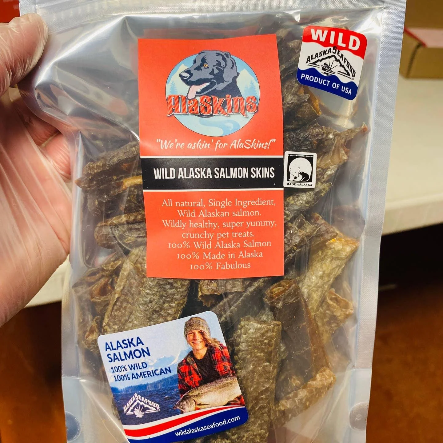 Hand Rolled Alaskins Salmon Dog Treats - 4oz