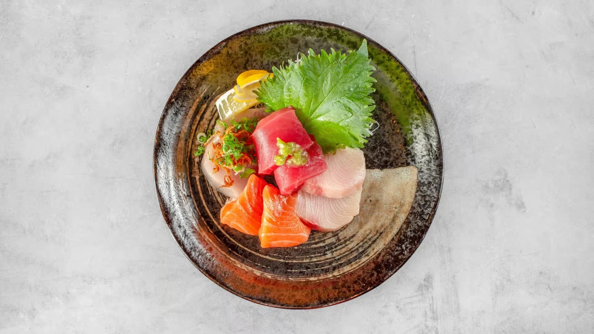 SC1 Sashimi Mixed (8 Pieces)