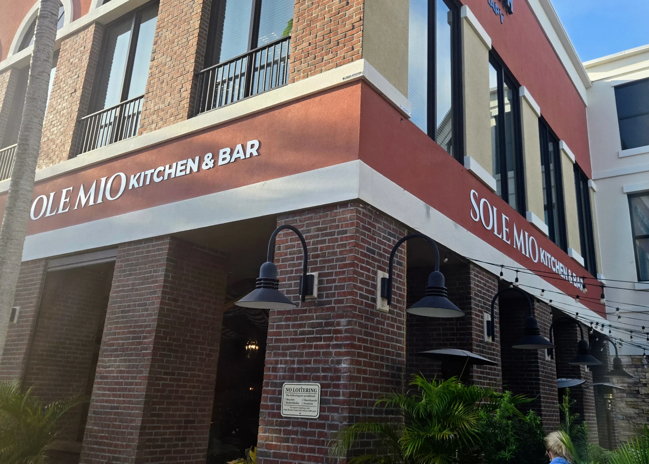 Sole Mio Kitchen & Bar Restaurant Boynton Beach