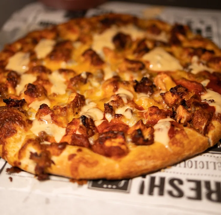 Large Chicken Finger Pizza