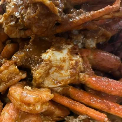 Crab legs and shrimp