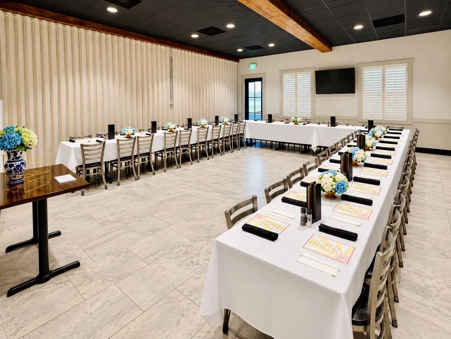 Modern restaurant interior with tables and chairs
