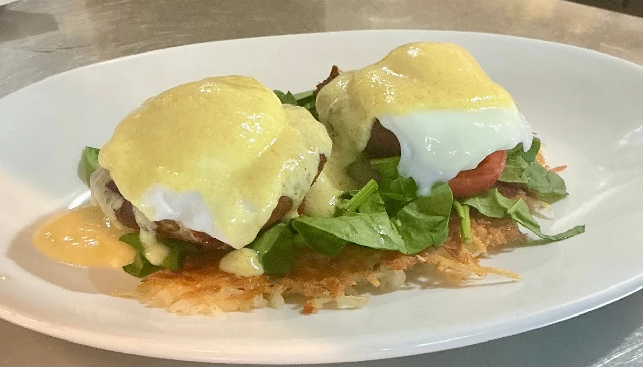 Crab Cake Benedict