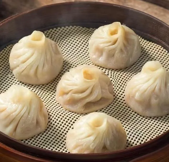 A16 小笼汤包  Pork Soup Bao