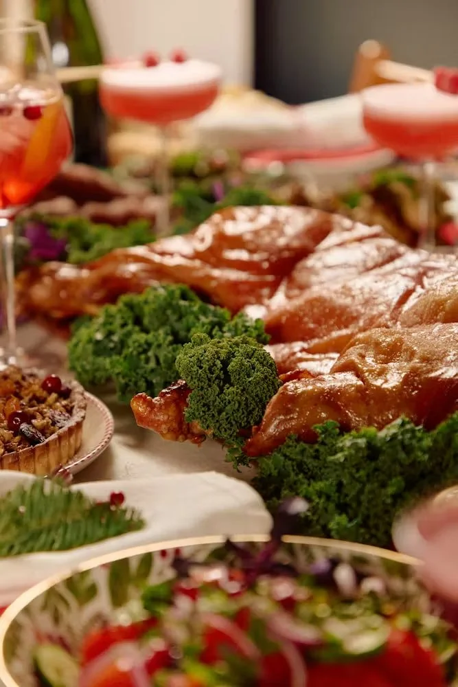 Festive catering table inspired by the Georgian supra