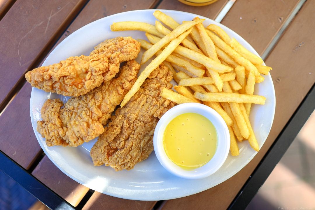CHICKEN FINGERS at Little Duck Diner