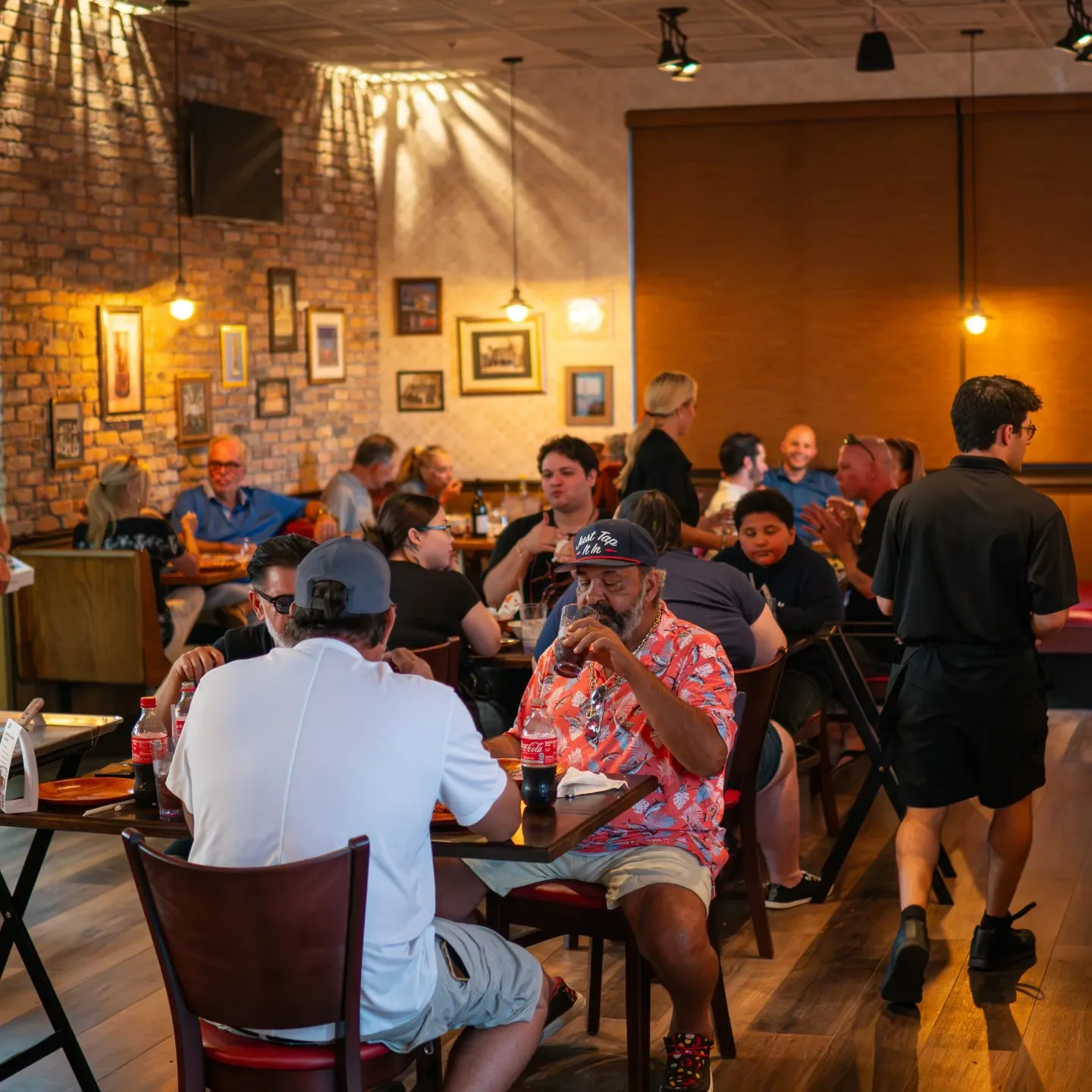 A restaurant full of customers