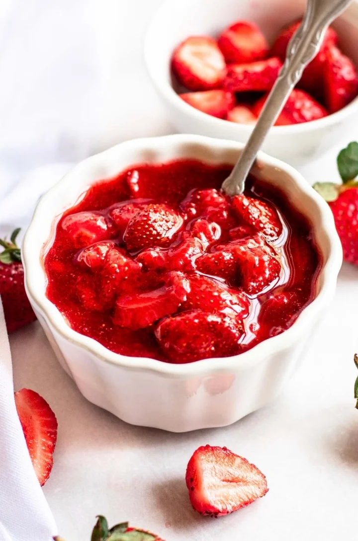 TOPPINGS STRAWBERRY