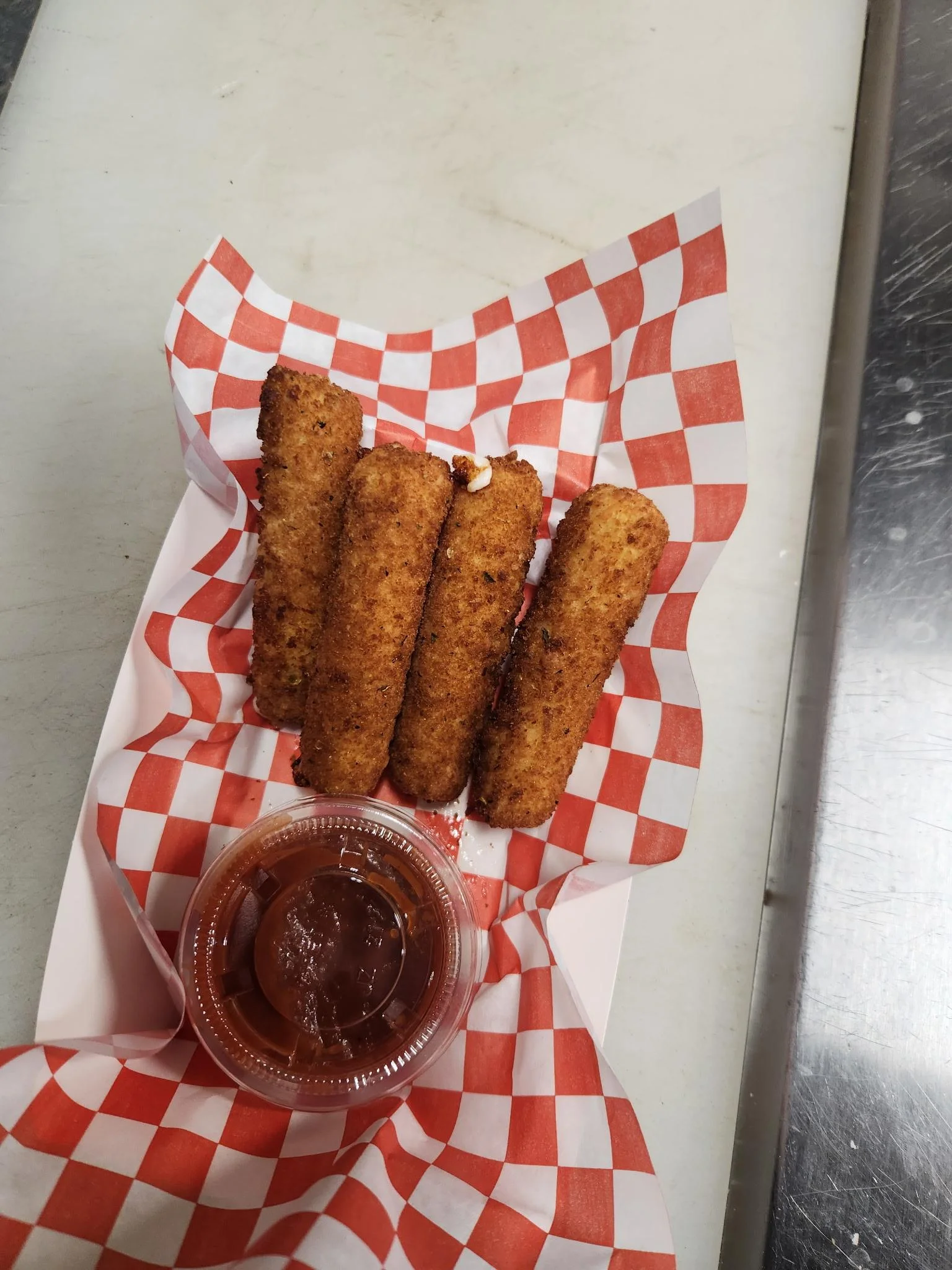 4pc Mozzarella Sticks