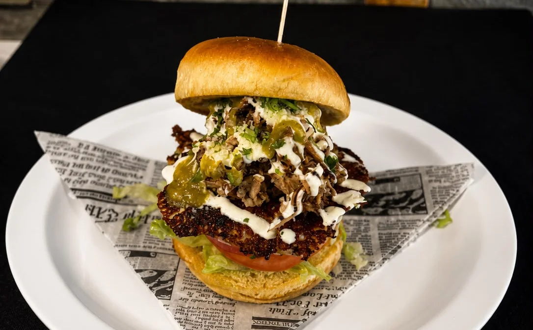 Crispy fried chicken sandwich with toppings