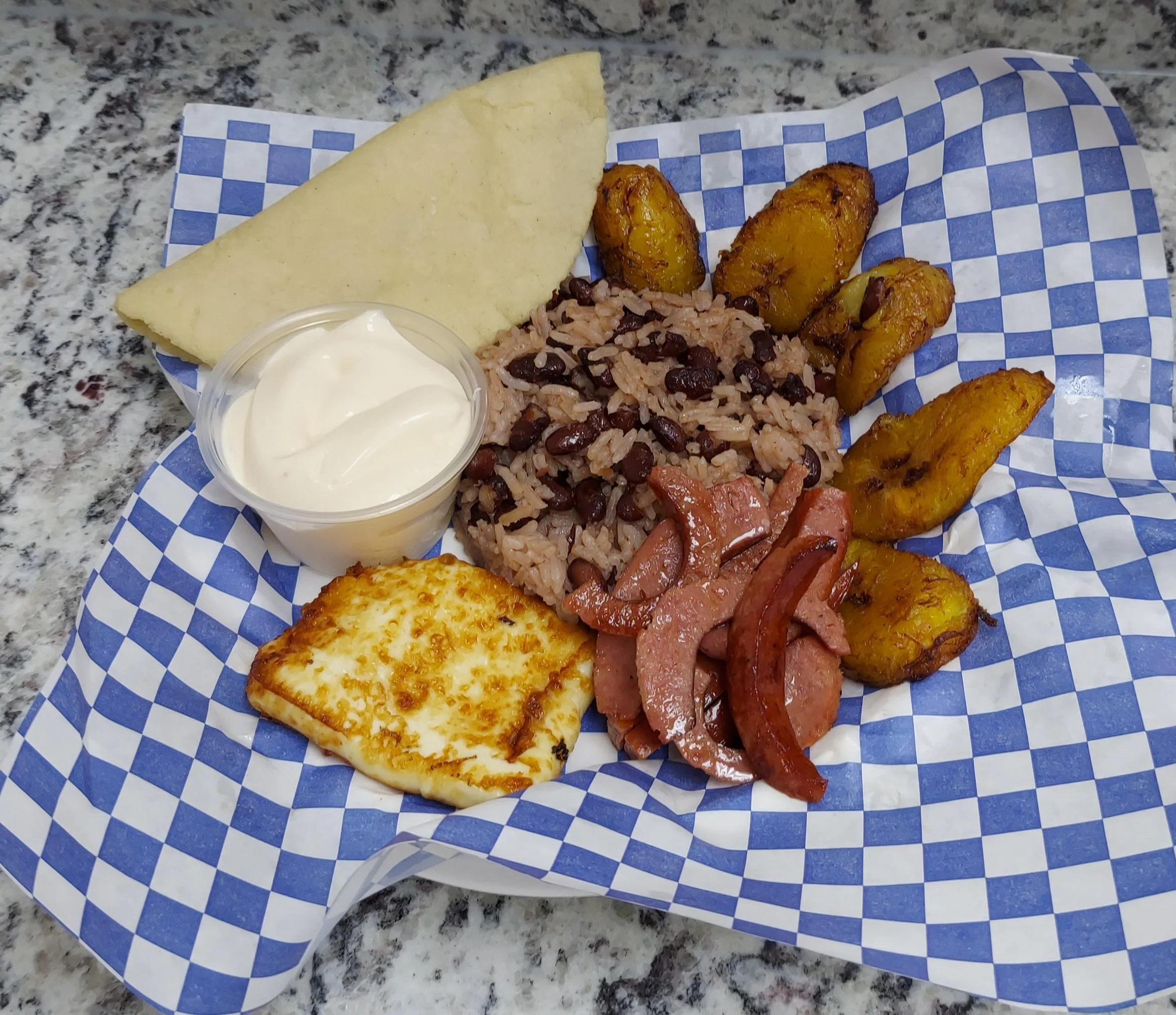 Sayos Plato