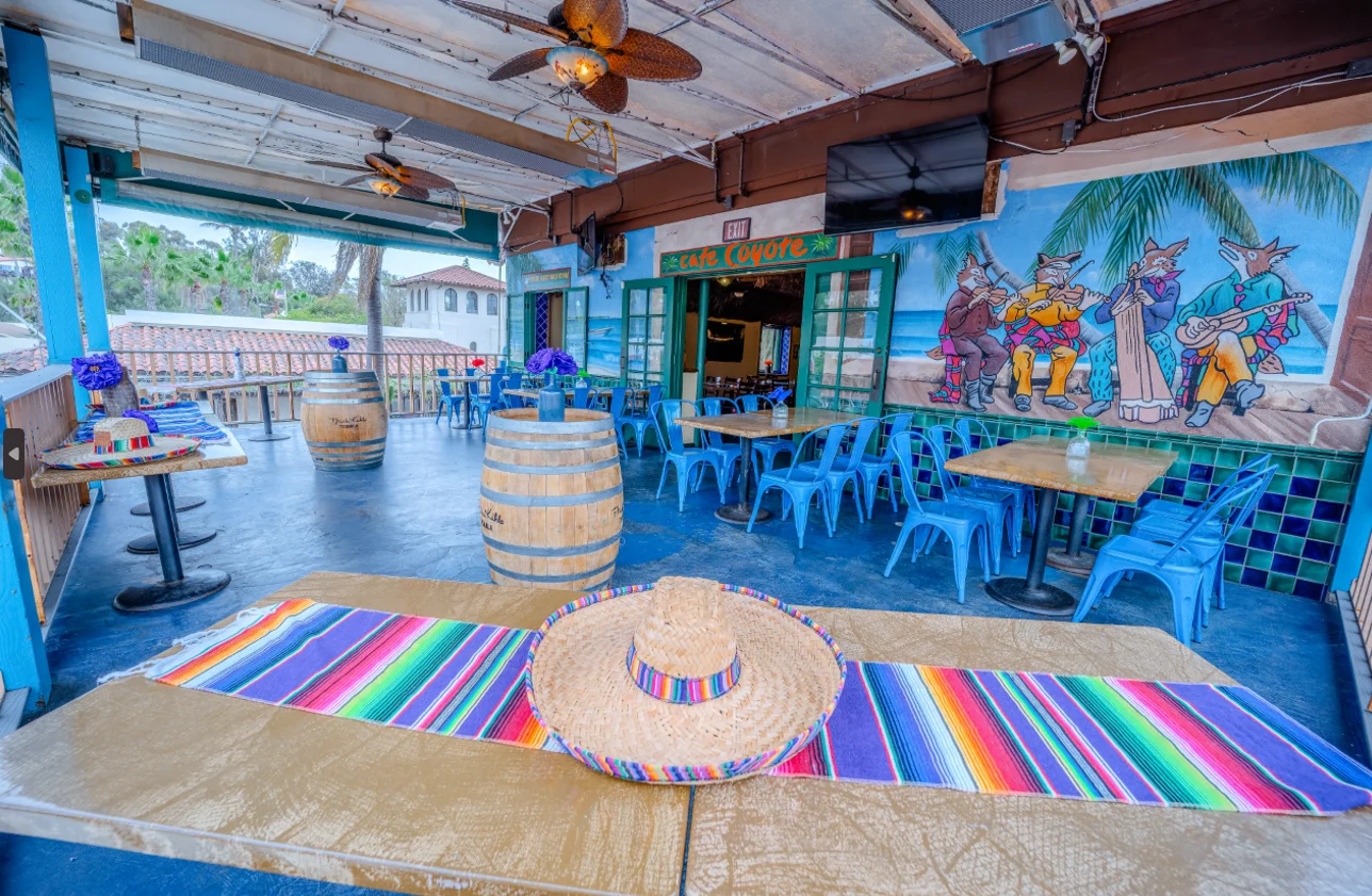 Cafe Coyote- Puerto Vallarta Balcony