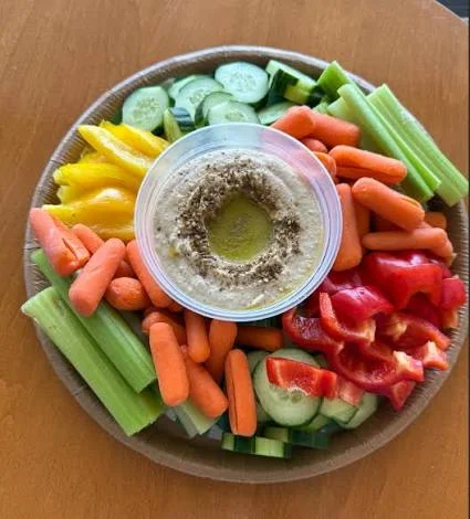 Mediterranean vegetable platter with hummus