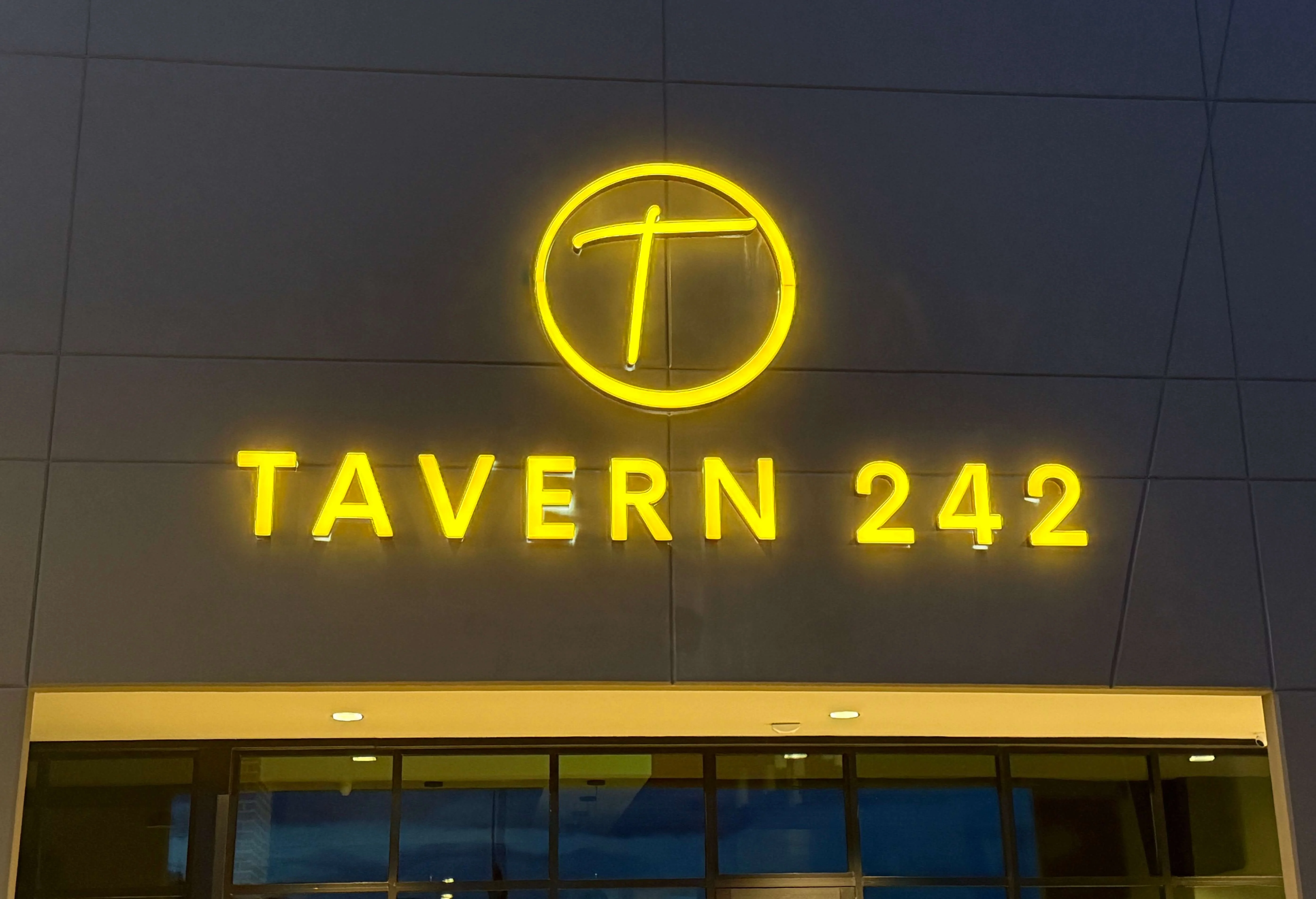 Tavern 242 - Upscale Dining and Sports Bar In Morrison, CO