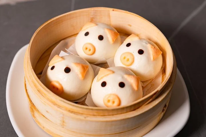 Sweet Piggy Buns