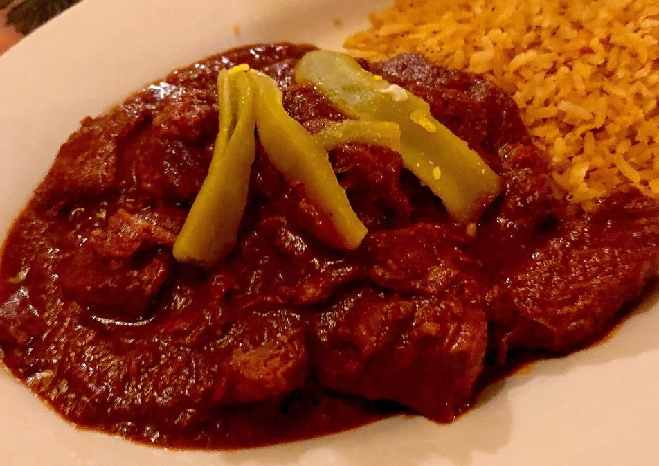 Authentic Mexican beef chili with rice and tortilla chips