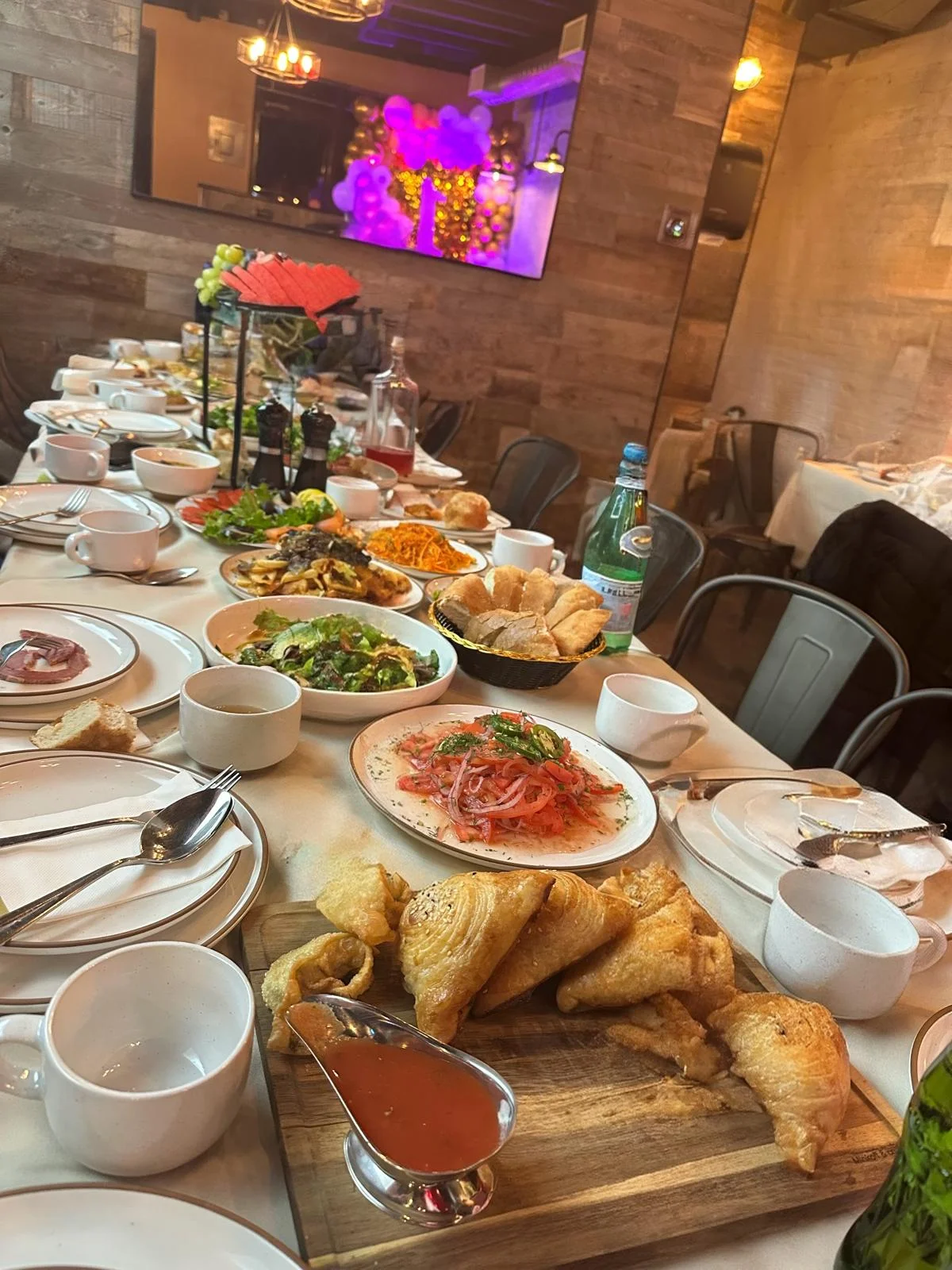 Elegant party table honoring family heritage and Uzbek traditions at Samarkand Nights Brooklyn