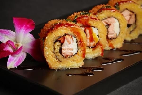Salmon Tempura Roll