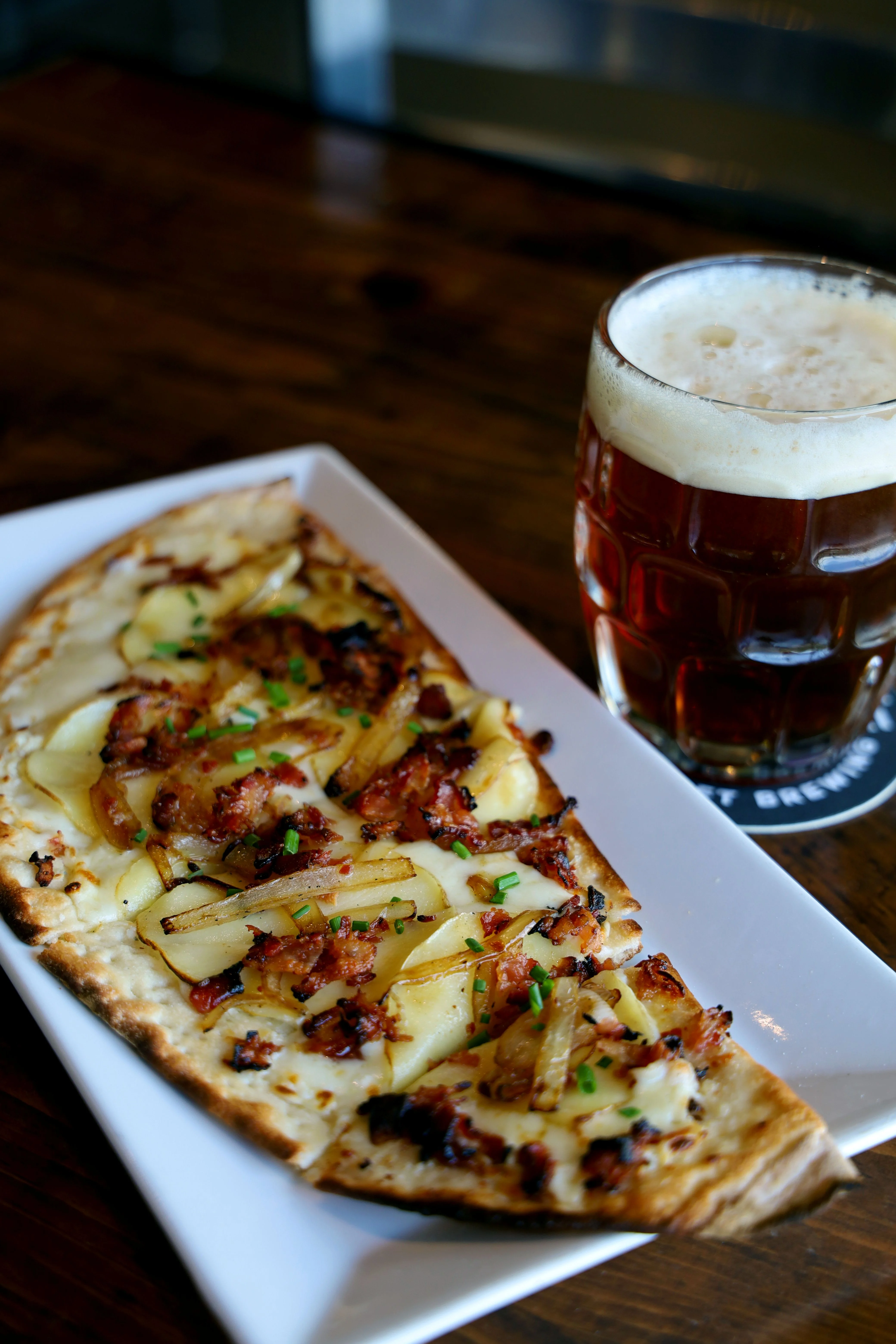 Hawaiian flatbread pizza with pulled pork and cheese