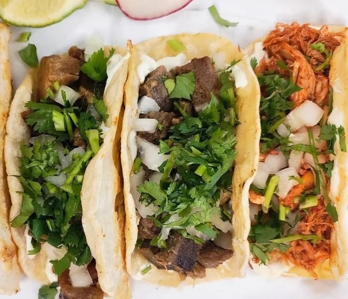Build 3 TACOS,  YOUR WAY (  CUSTOMIZABLE  ).