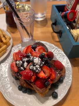 Photo from Diverna H.'s review