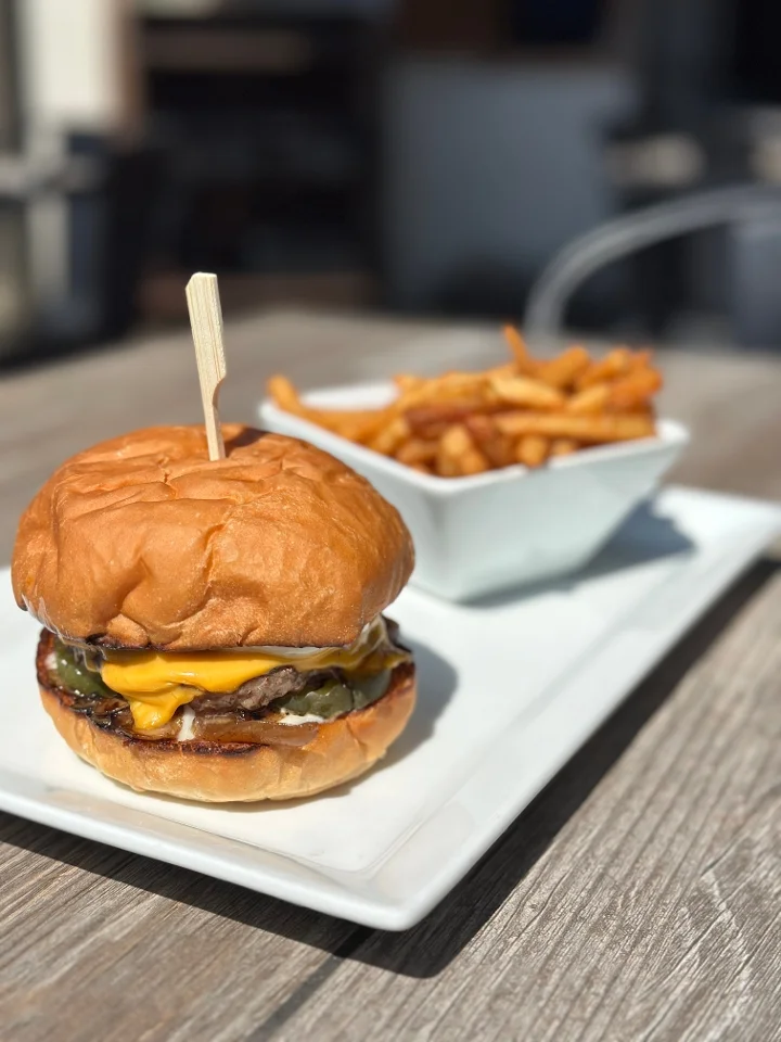 Smashburger Burger & Beer