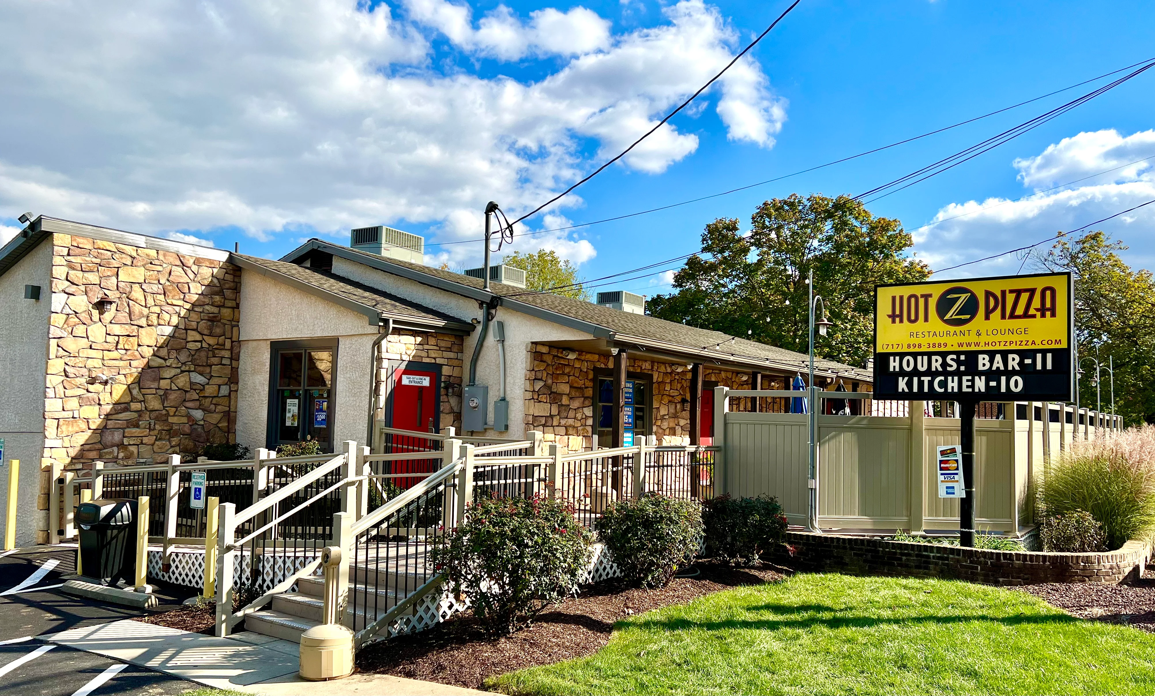 Exterior view of Hot Z Pizza restaurant and lounge