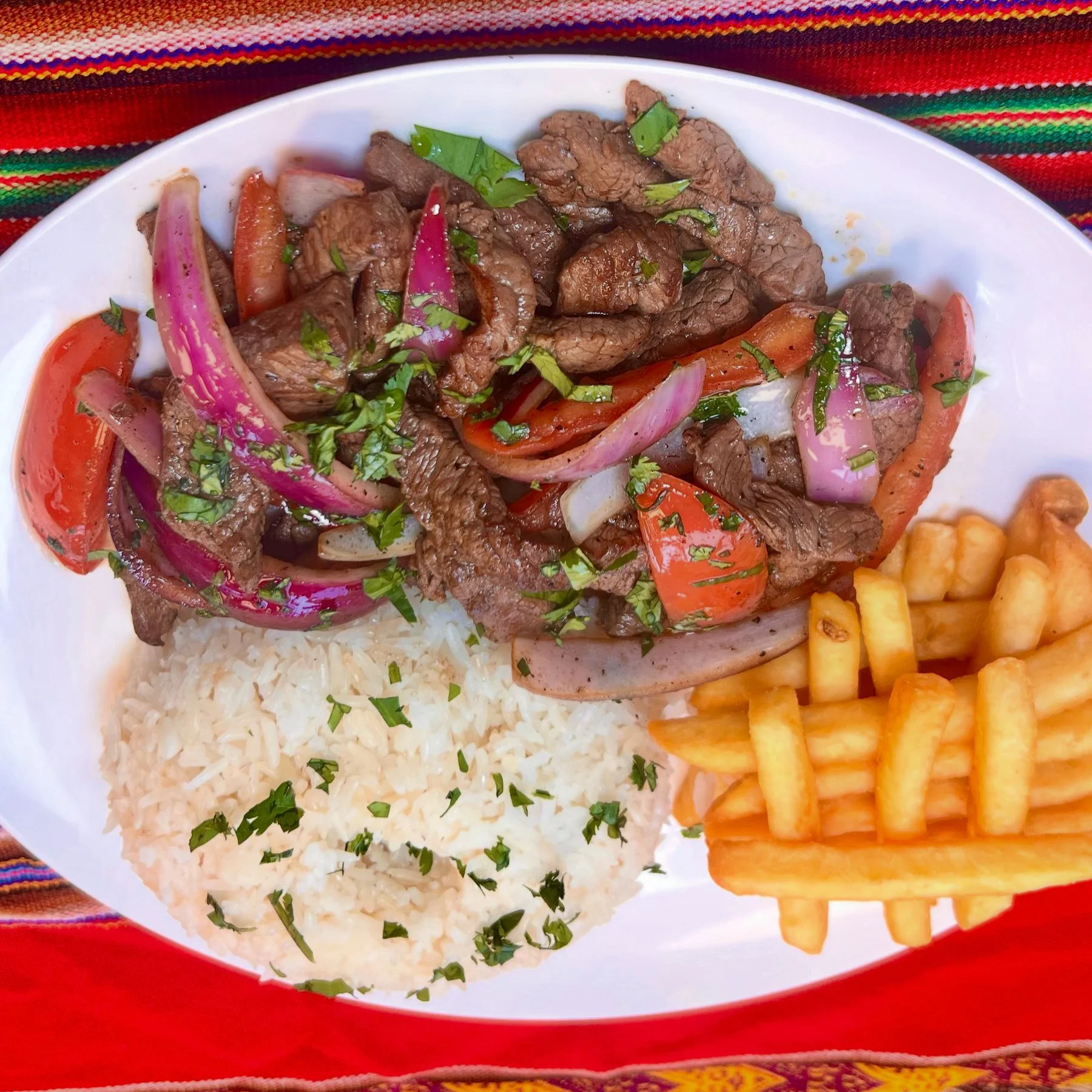 Lomo Saltado