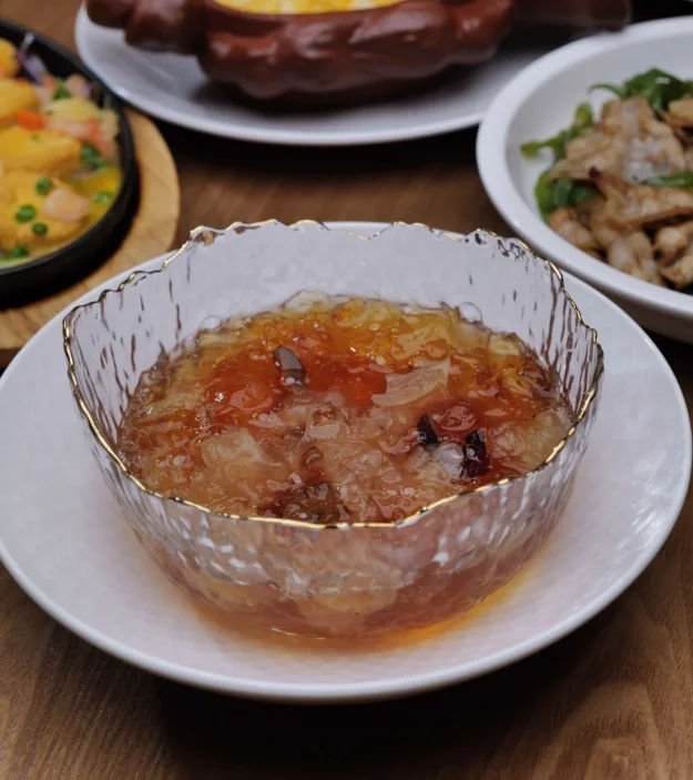 Chilled Chinese dessert with jelly and fruit