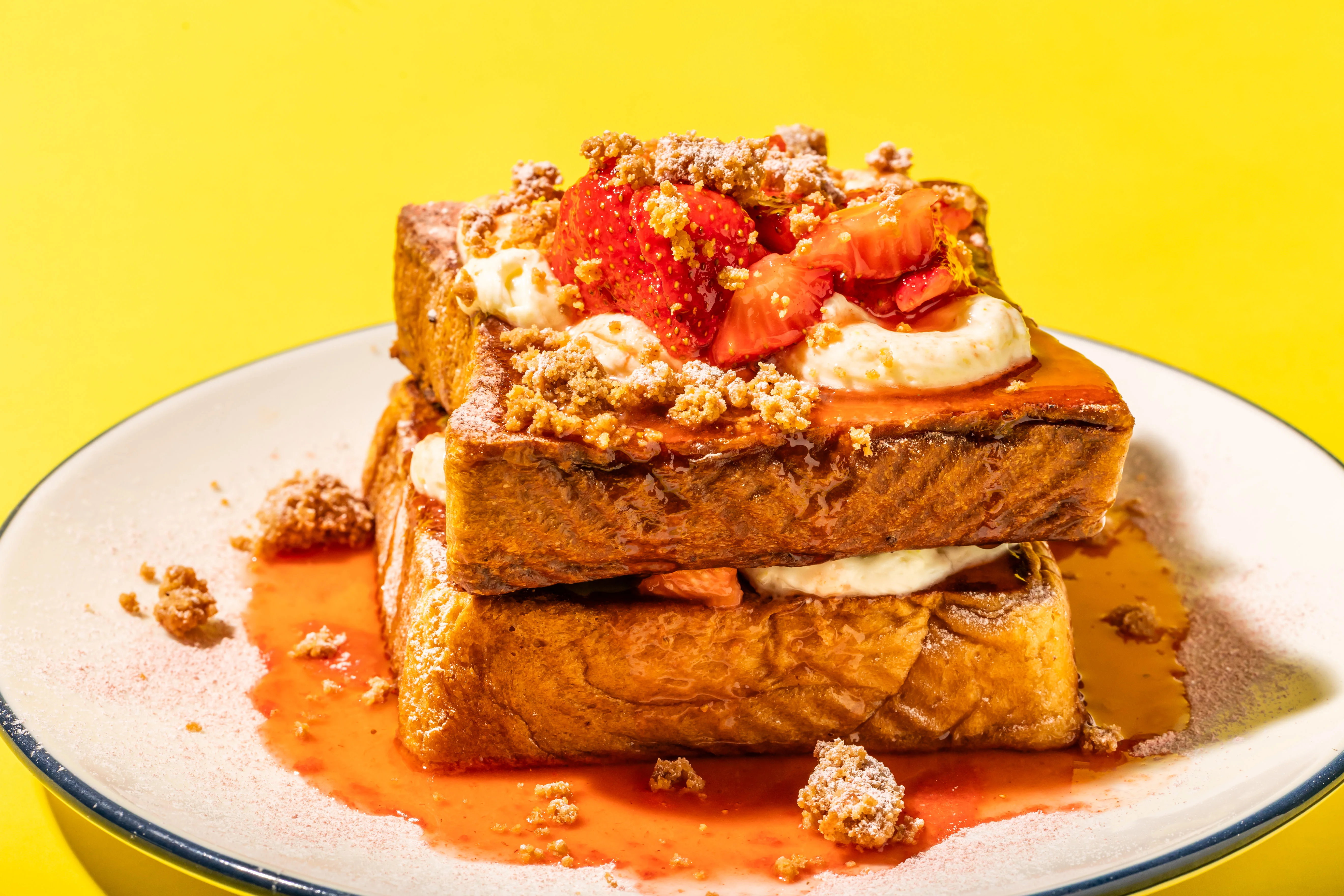 Melted cheese sandwich with fried chicken, a comfort food classic