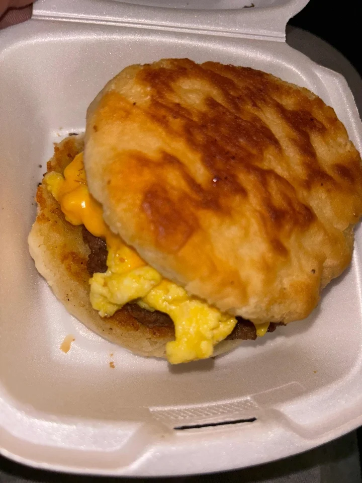 BISCUIT SANDWICH