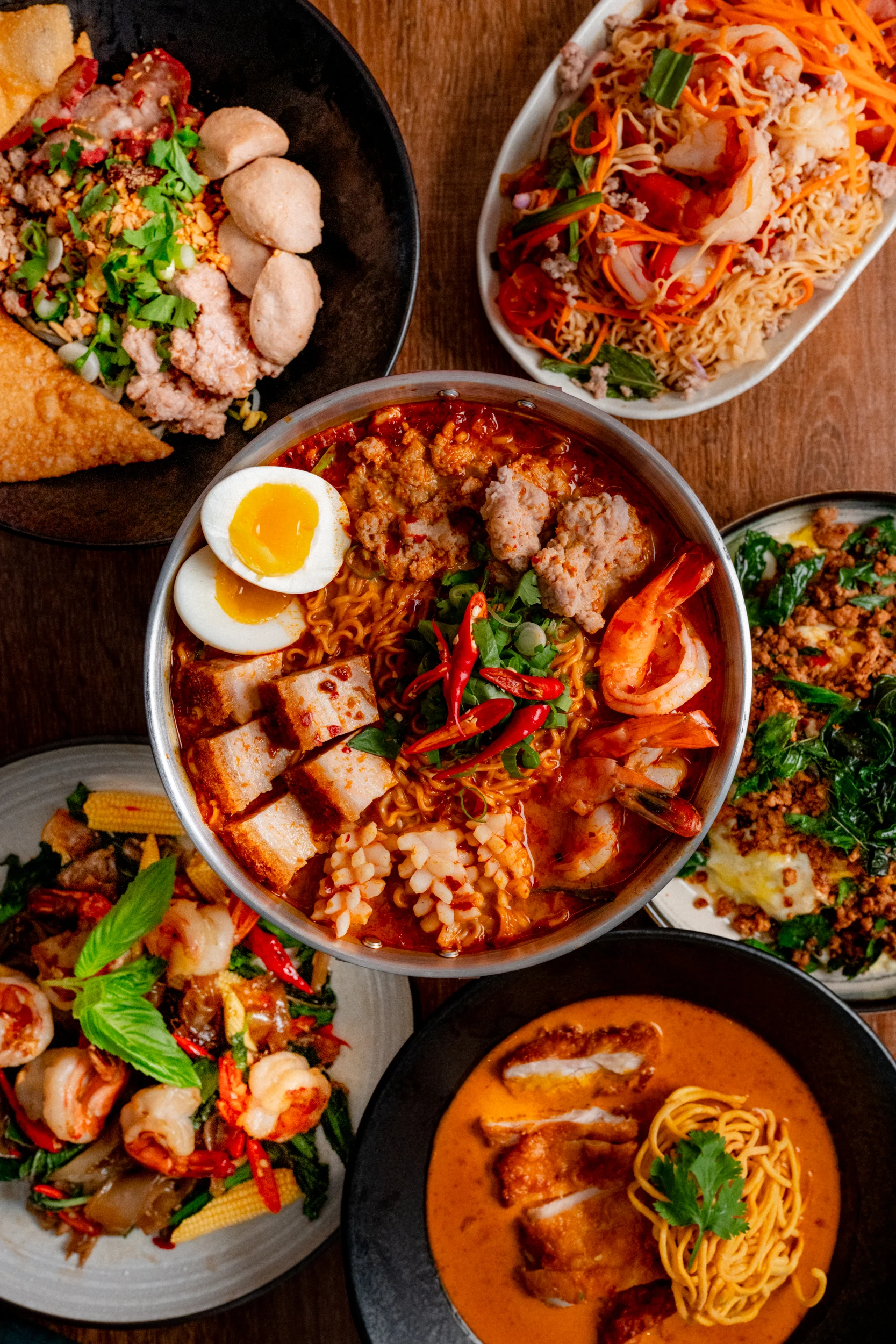 Spicy Thai noodle soup with shrimp and egg