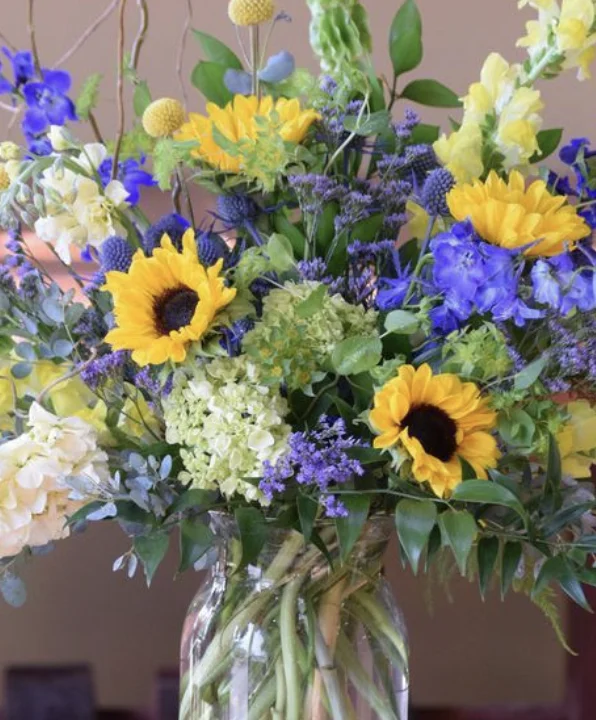 floral arrangement for same day delivery in valrico and riverview florida