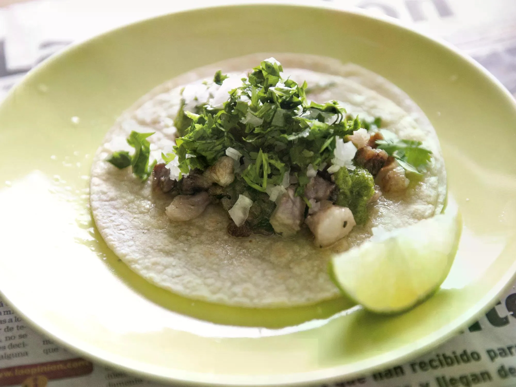 Orden de Tacos de Cabeza (3 Tacos) | Order of 3 Cheek Meat Tacos