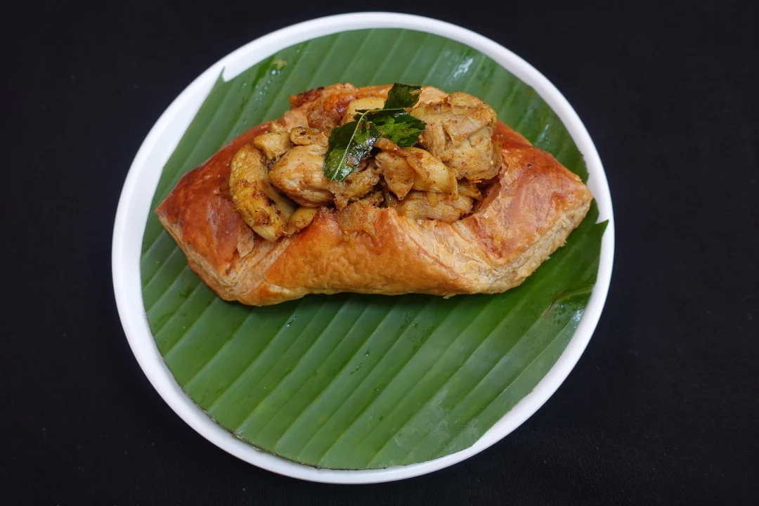 PEPPER CHICKEN PUFF PASTRY