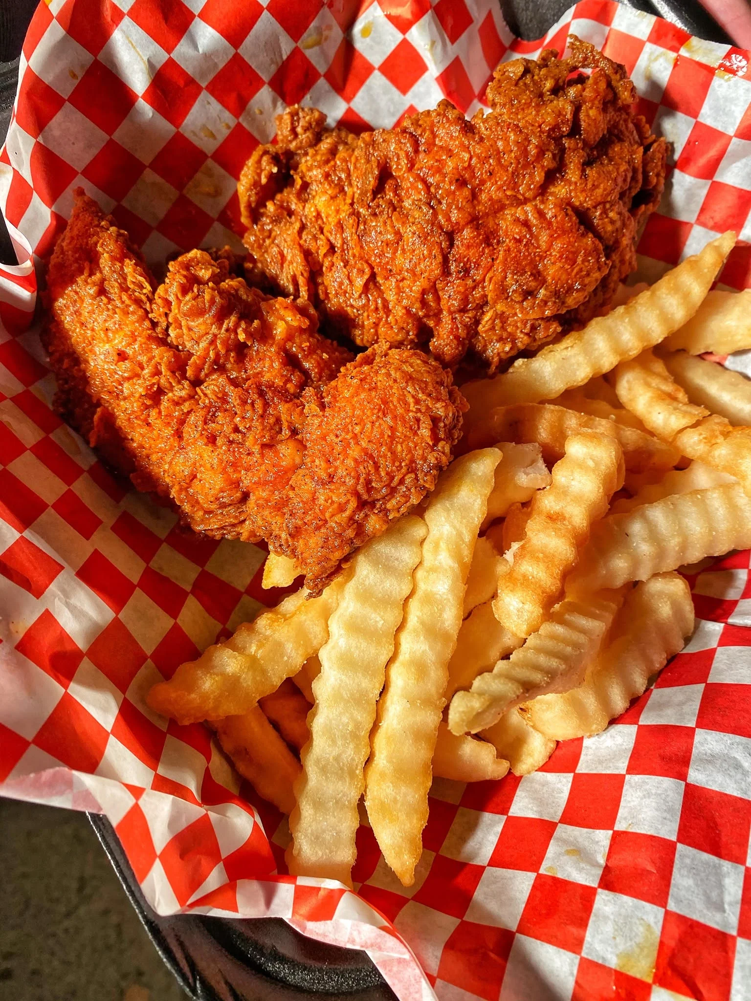 Southern fried chicken with crinkle-cut fries