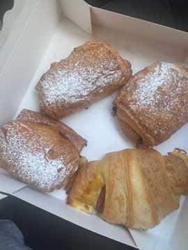 Photo from Menah Y.'s review