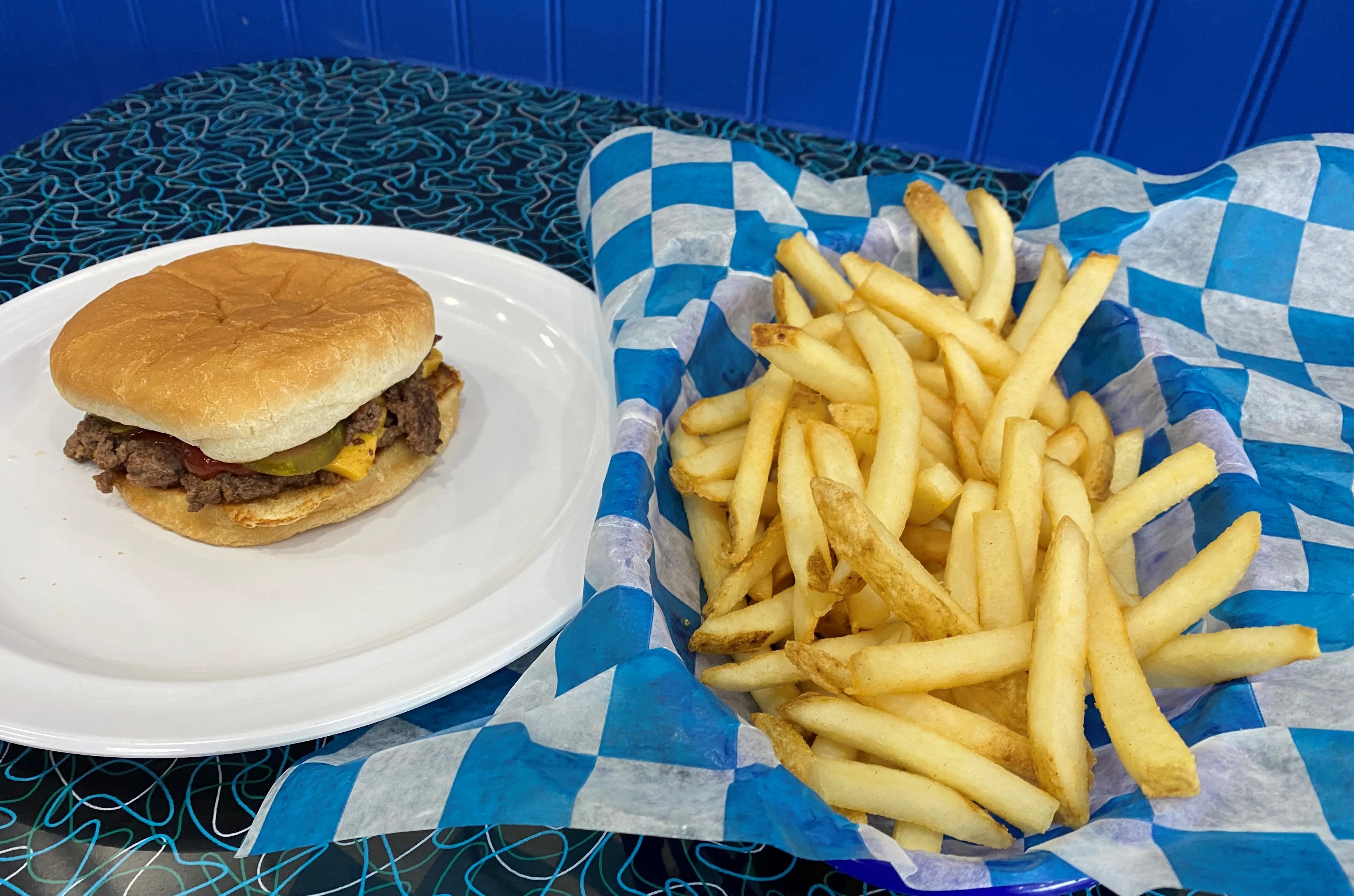 Burger & Fries