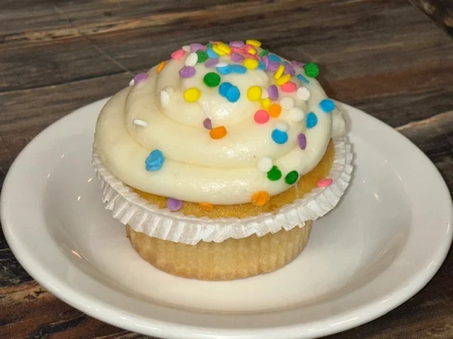 Gourmet Vanilla Cupcake