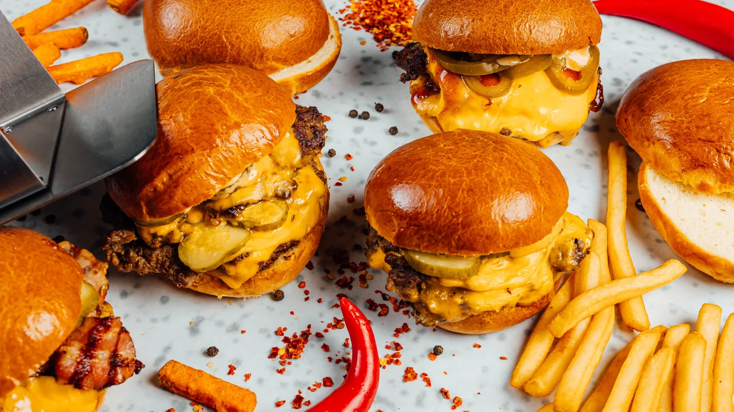 TM Burgers website banner image.
