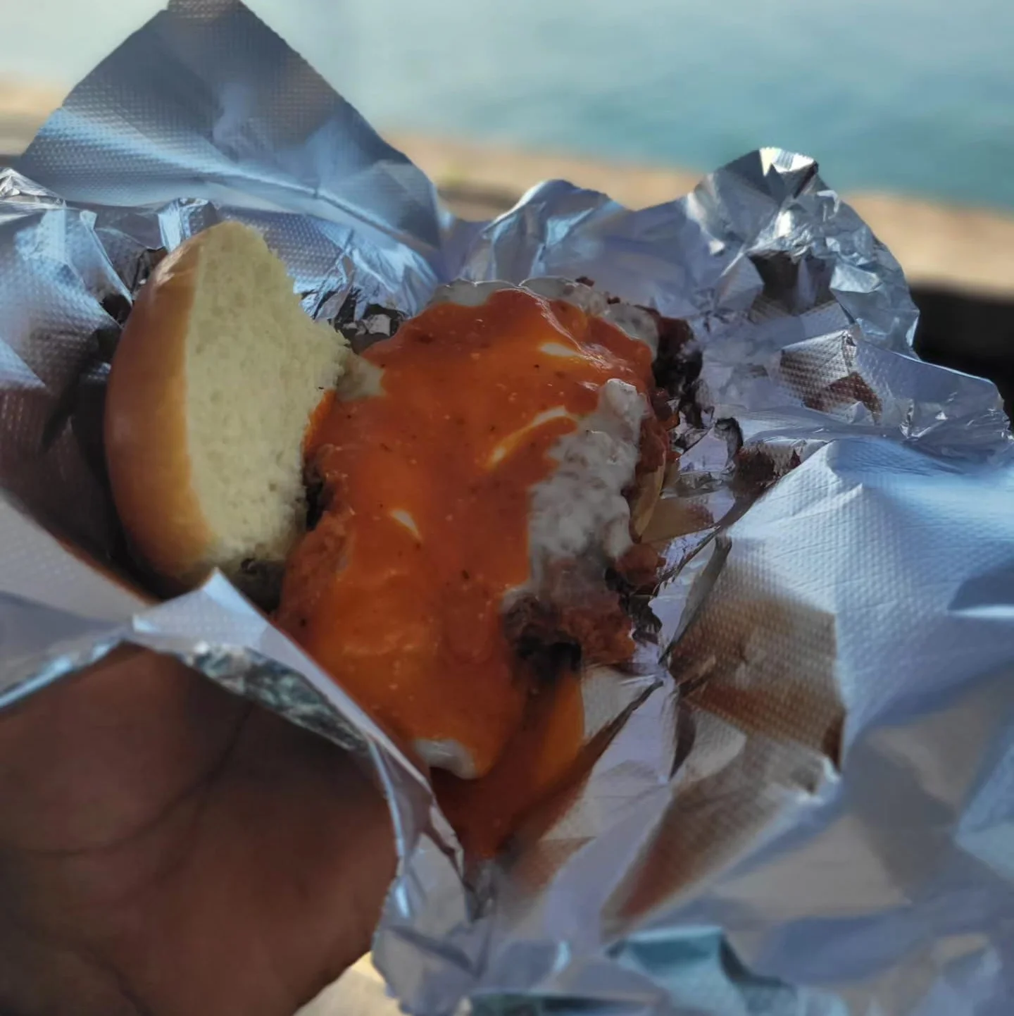 Doz DHR's staple chicken sandwich served hot and ready with speciality hot sauce and fresh cheese.