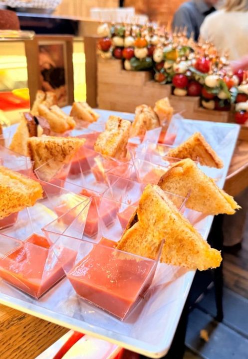 Mini Grilled Cheese Dippers  20 pices