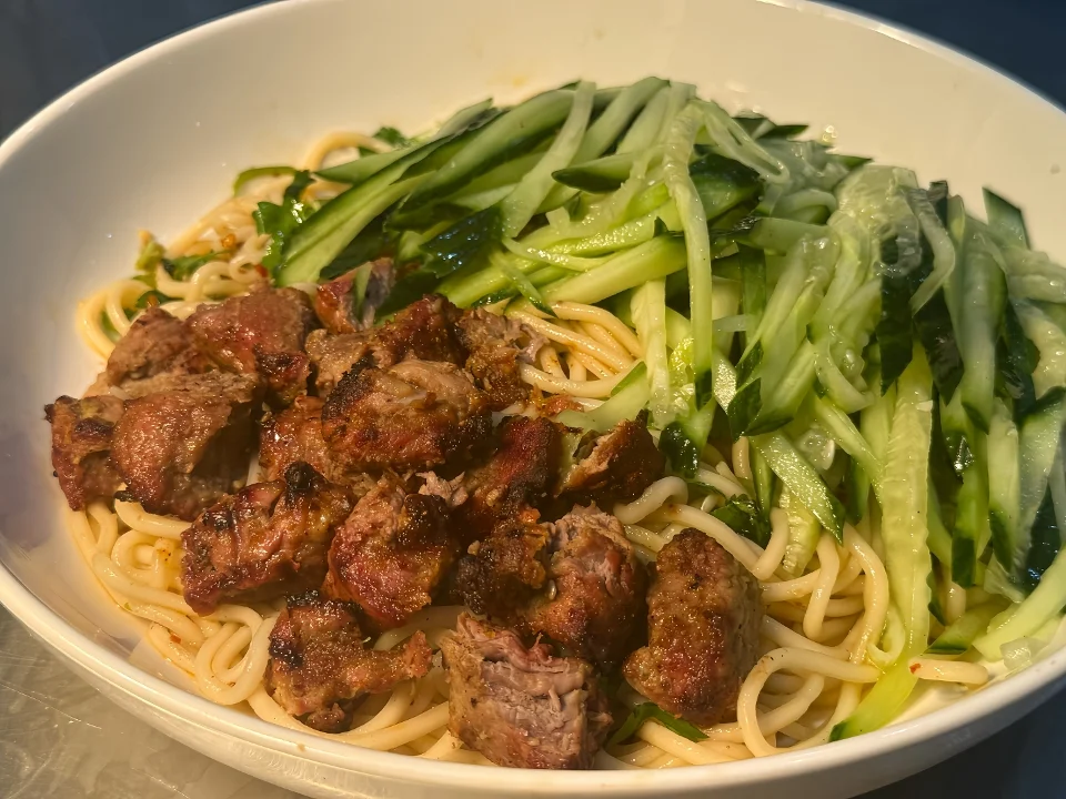 Grilled Lamb Cold Noodles 丝路烤羊肉酸辣凉面