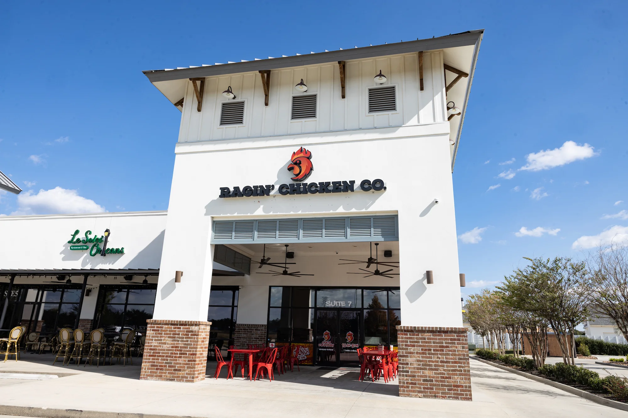 Exterior view of Ragin' Chicken Co. restaurant with modern design