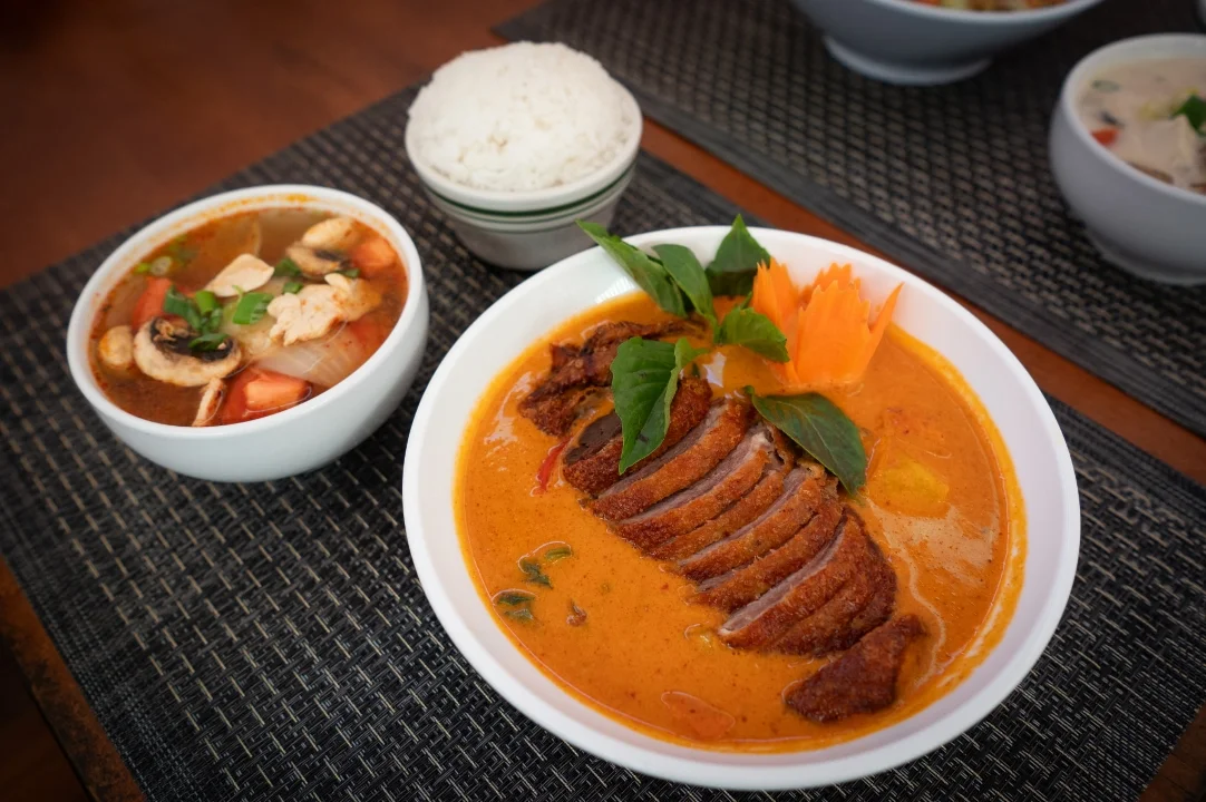 ROASTED DUCK CURRY